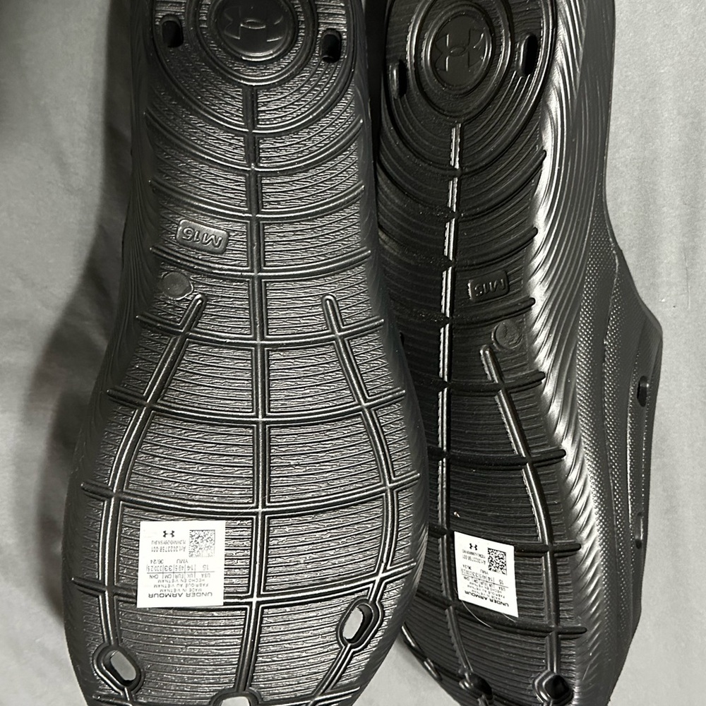 Under Armour Black Slides with Concentric Tread Design. Size men’s 15.